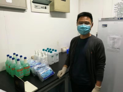 生物系多措并舉 科技賦能，扎實(shí)開展新冠肺炎疫情防控科研攻關(guān)