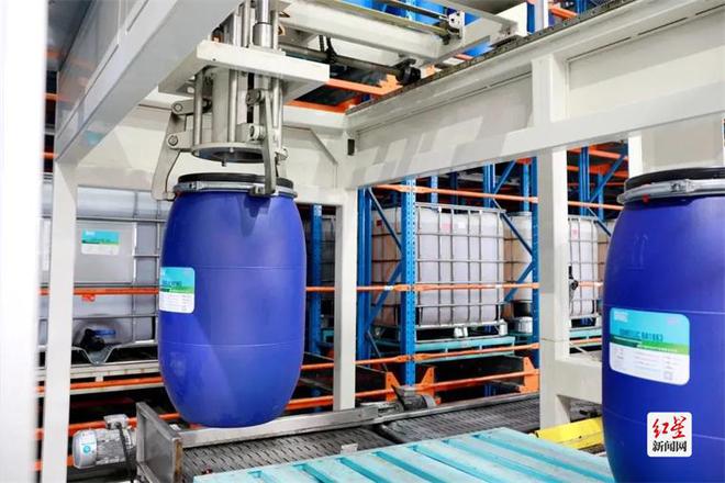 新津?qū)＞匦隆靶【奕恕鳖I(lǐng)跑，工業(yè)4.0重塑塑料智造新未來